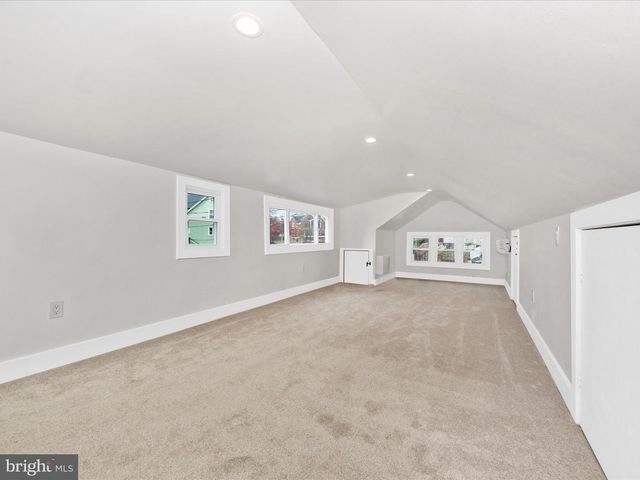 3016 THAYER ST NE, Washington, DC 20018