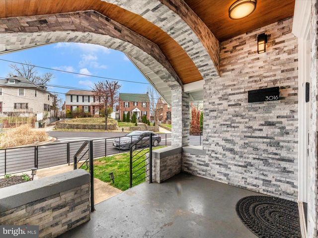 3016 THAYER ST NE, Washington, DC 20018