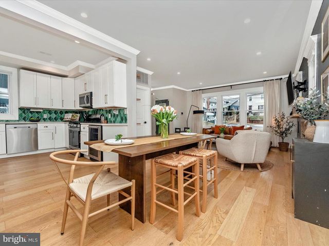 3016 THAYER ST NE, Washington, DC 20018