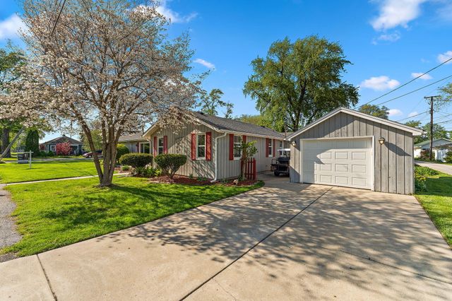 1047 State Street, Hobart, IN 46342