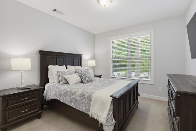 1800 W JENNINGS MILL LN, Collierville, TN 38017