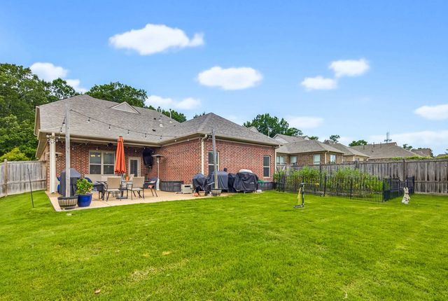 1800 W JENNINGS MILL LN, Collierville, TN 38017