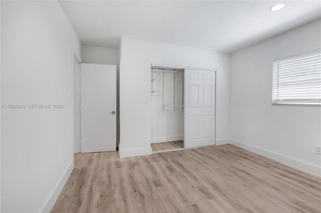 2512 NE 182nd Ter 1, North Miami Beach, FL 33160