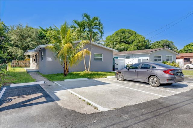 2512 NE 182nd Ter 1, North Miami Beach, FL 33160