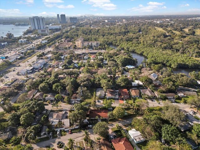 2512 NE 182nd Ter 1, North Miami Beach, FL 33160