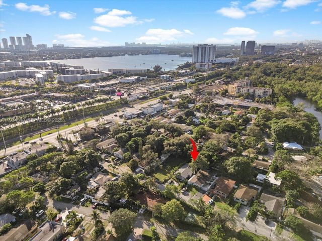 2512 NE 182nd Ter 1, North Miami Beach, FL 33160