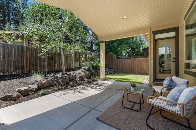 1713 NW Precision Lane, Bend, OR 97703