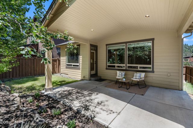1713 NW Precision Lane, Bend, OR 97703