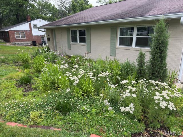 452 Iris Lane, Kirkwood, MO 63122