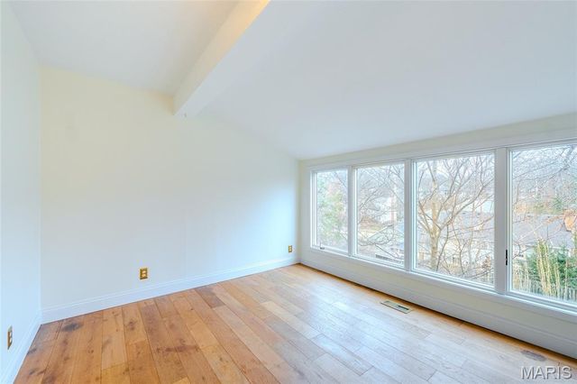 452 Iris Lane, Kirkwood, MO 63122