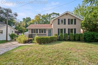 40695 Moravian Drive, Clinton Charter Township, MI 48036