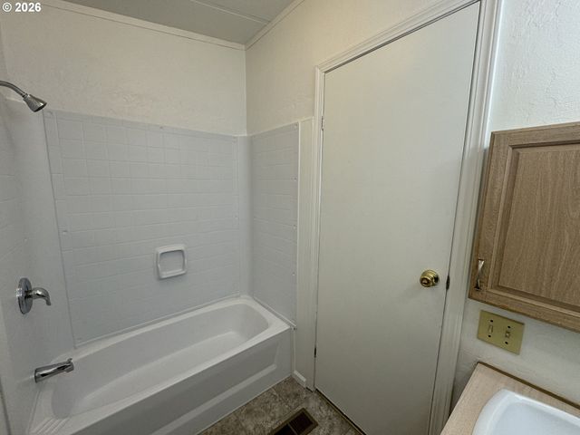 1714 COOSAH Ct, Florence, OR 97439