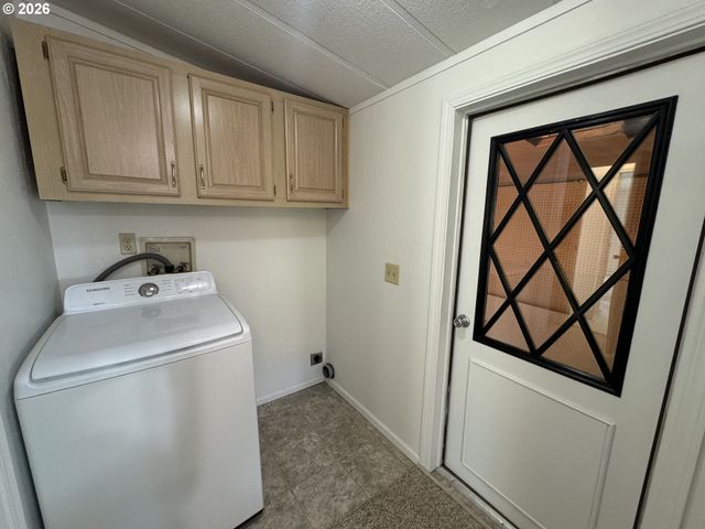 1714 COOSAH Ct, Florence, OR 97439