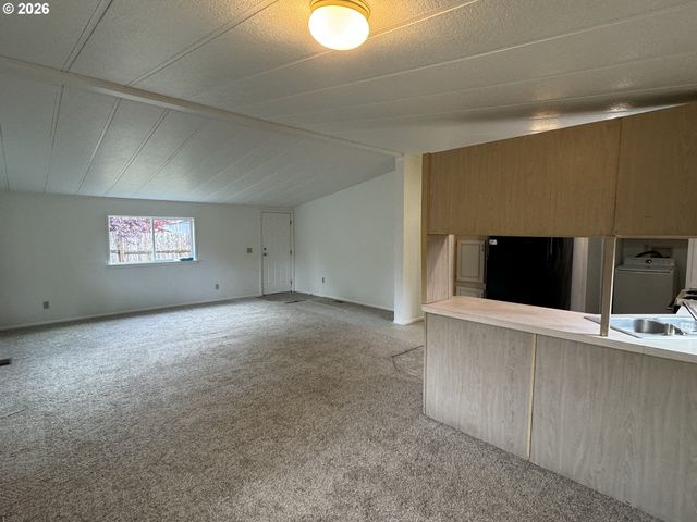 1714 COOSAH Ct, Florence, OR 97439