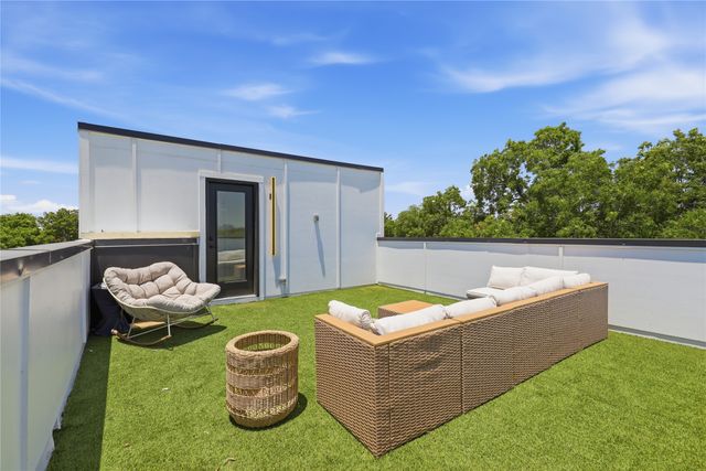 1926 Pueblo Street, Dallas, TX 75212