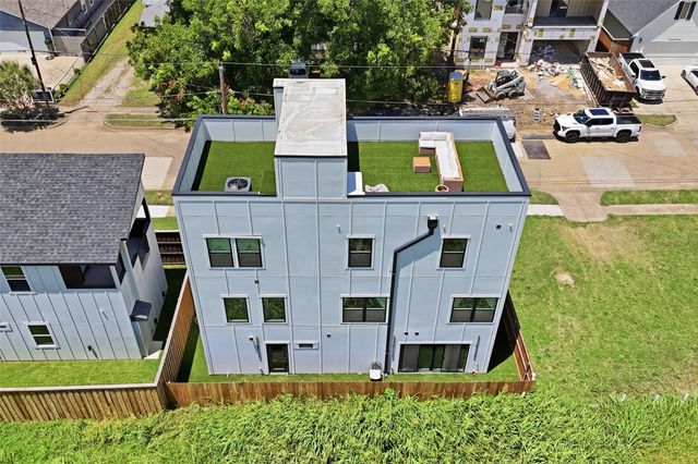1926 Pueblo Street, Dallas, TX 75212