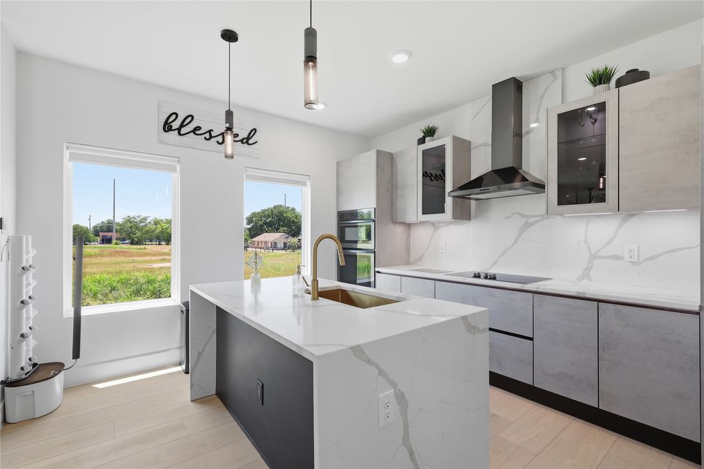 1926 Pueblo Street, Dallas, TX 75212