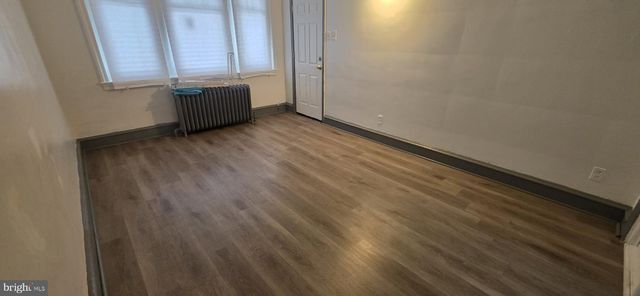 130 E ALLEGHENY AVE, Philadelphia, PA 19134
