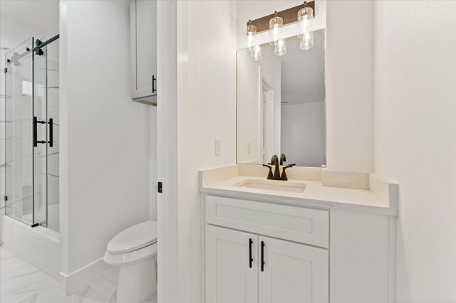 727 E 37th Street, Houston, TX 77022