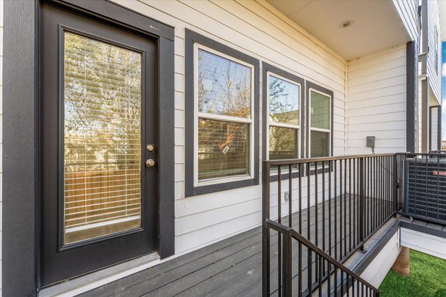 727 E 37th Street, Houston, TX 77022