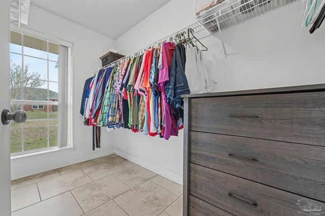 1307 Mazurek Blvd, Pensacola, FL 32514