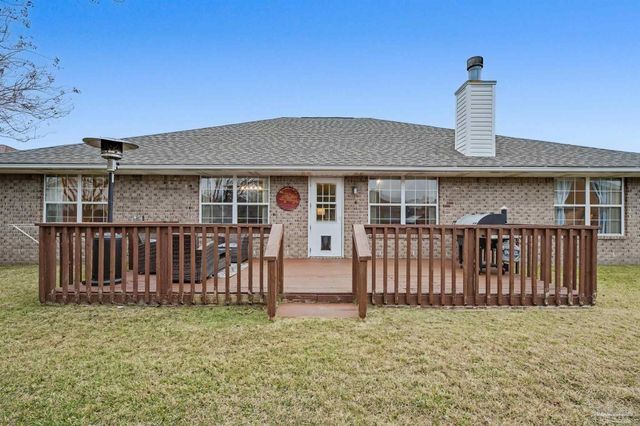 1307 Mazurek Blvd, Pensacola, FL 32514