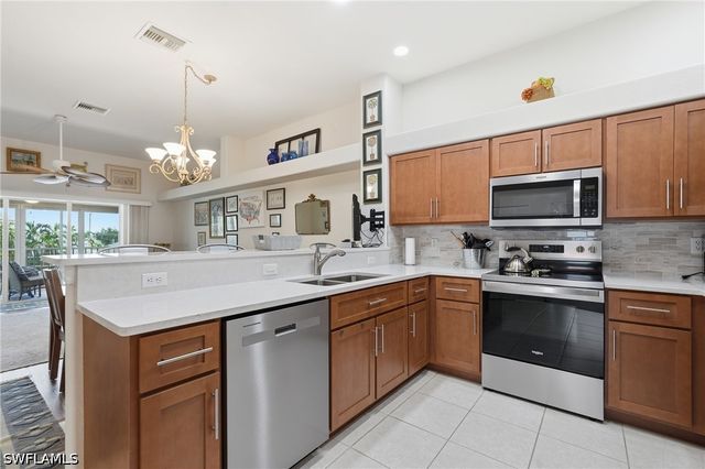 917 SW 47th TER 201, Cape Coral, FL 33914