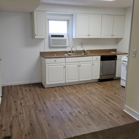 438 S Powell Avenue, Columbus, OH 43204