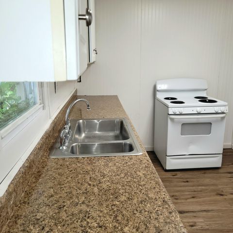 438 S Powell Avenue, Columbus, OH 43204