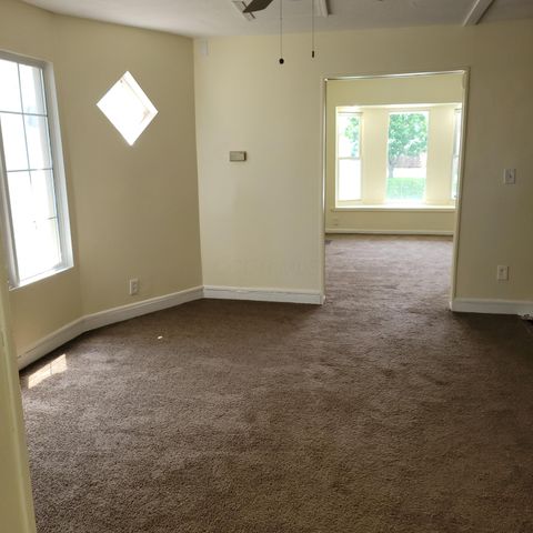 438 S Powell Avenue, Columbus, OH 43204