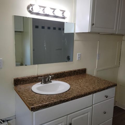 438 S Powell Avenue, Columbus, OH 43204