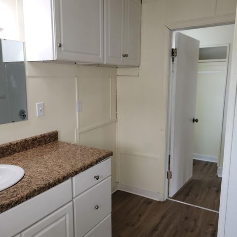 438 S Powell Avenue, Columbus, OH 43204