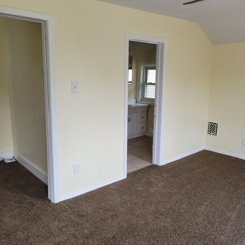 438 S Powell Avenue, Columbus, OH 43204