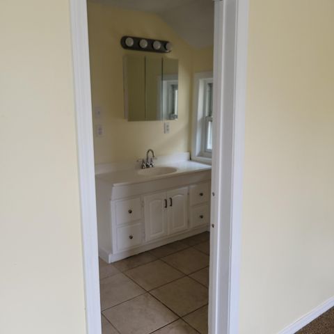 438 S Powell Avenue, Columbus, OH 43204