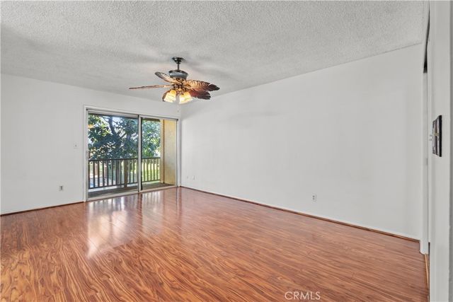 8111 Canby Avenue 3, Reseda, CA 91335