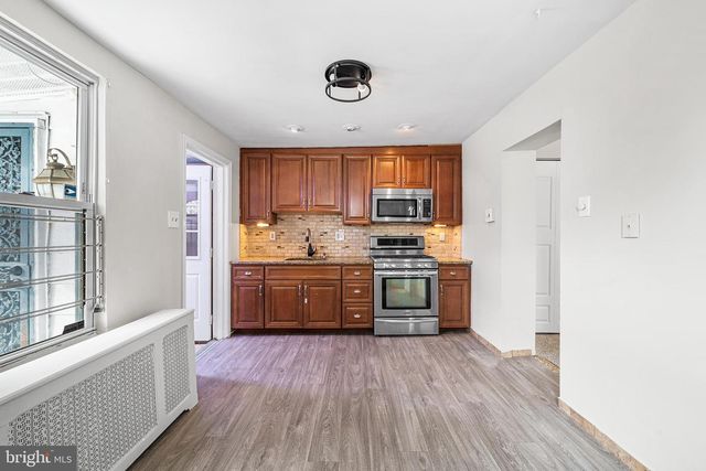 1006 HIGHLAND AVE, Chester, PA 19013