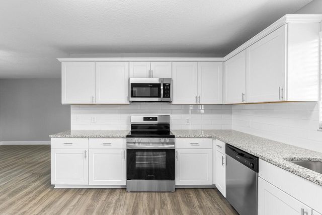 908 Landsdowne Drive, Sebastian, FL 32958