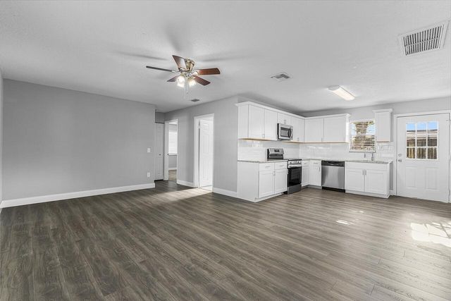 908 Landsdowne Drive, Sebastian, FL 32958