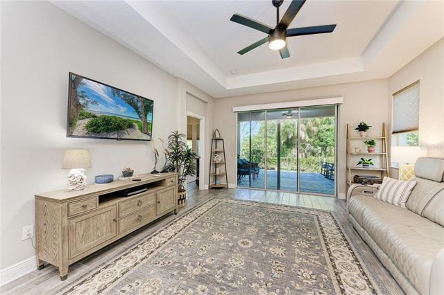 5961 AMBERLY DRIVE, Bradenton, FL 34208