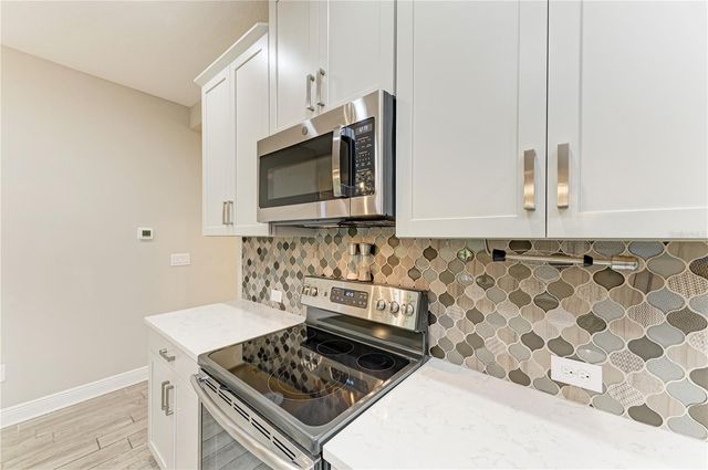 5961 AMBERLY DRIVE, Bradenton, FL 34208