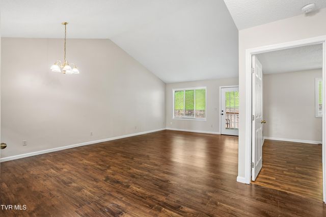 219 Buckingham Court, Abingdon, VA 24210