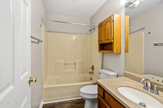 219 Buckingham Court, Abingdon, VA 24210
