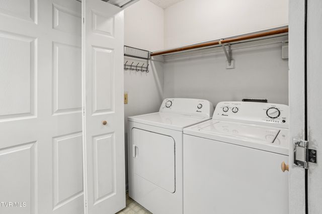 219 Buckingham Court, Abingdon, VA 24210