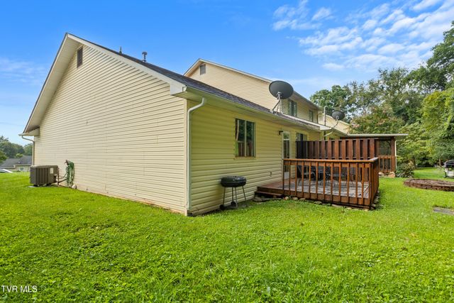219 Buckingham Court, Abingdon, VA 24210