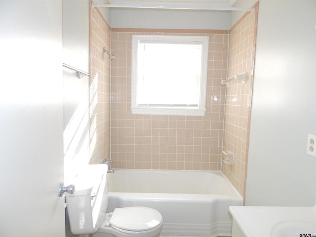 920 W 6th St., Tyler, TX 75701