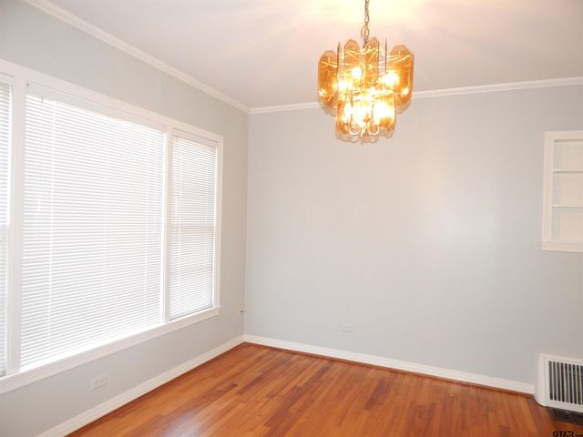 920 W 6th St., Tyler, TX 75701