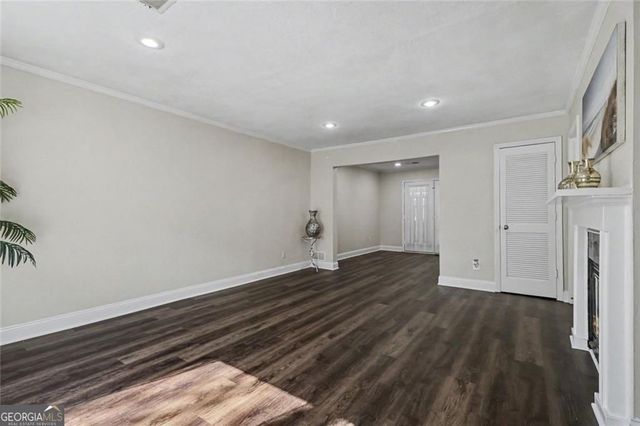 161 Holcomb Ferry Road, Roswell, GA 30076