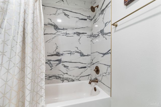 1211 E Baars St, Pensacola, FL 32503