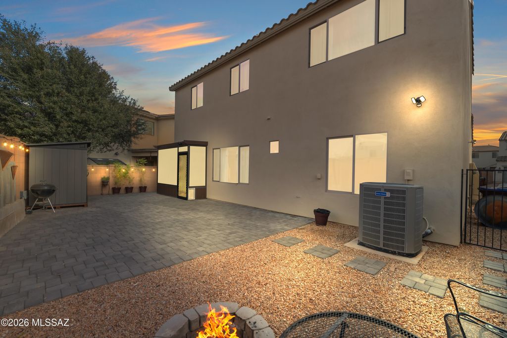 Image 28 of property listing at 14234 S Vía Horma, Sahuarita, AZ 85629