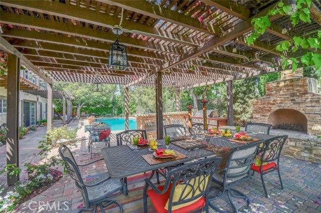 12441 La Bella Drive, Santa Ana, CA 92705